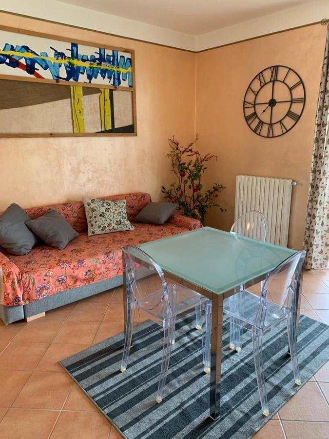 Casa Vacanze Al Capriano Appartamento Lampone Cantello Eksteriør billede