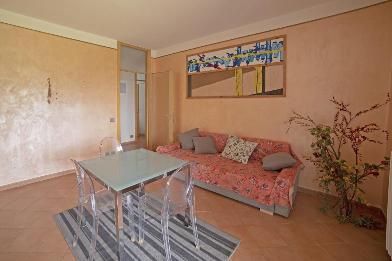 Casa Vacanze Al Capriano Appartamento Lampone Cantello Eksteriør billede